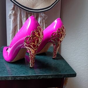 Pink Marc Fisher Heels with Gold Heel Covers, Size 8M